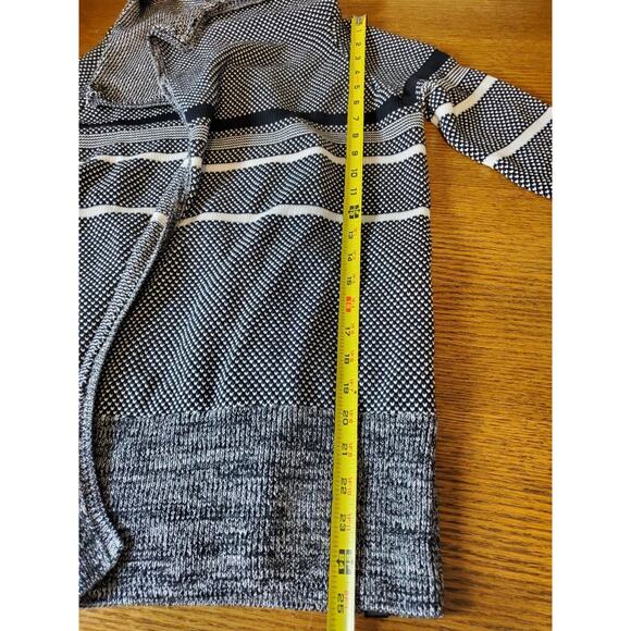 Lululemon 14 Ivivva Black Feelin' Toasty Wrap Knit‎ Cardigan Sweater - Picture 7 of 13